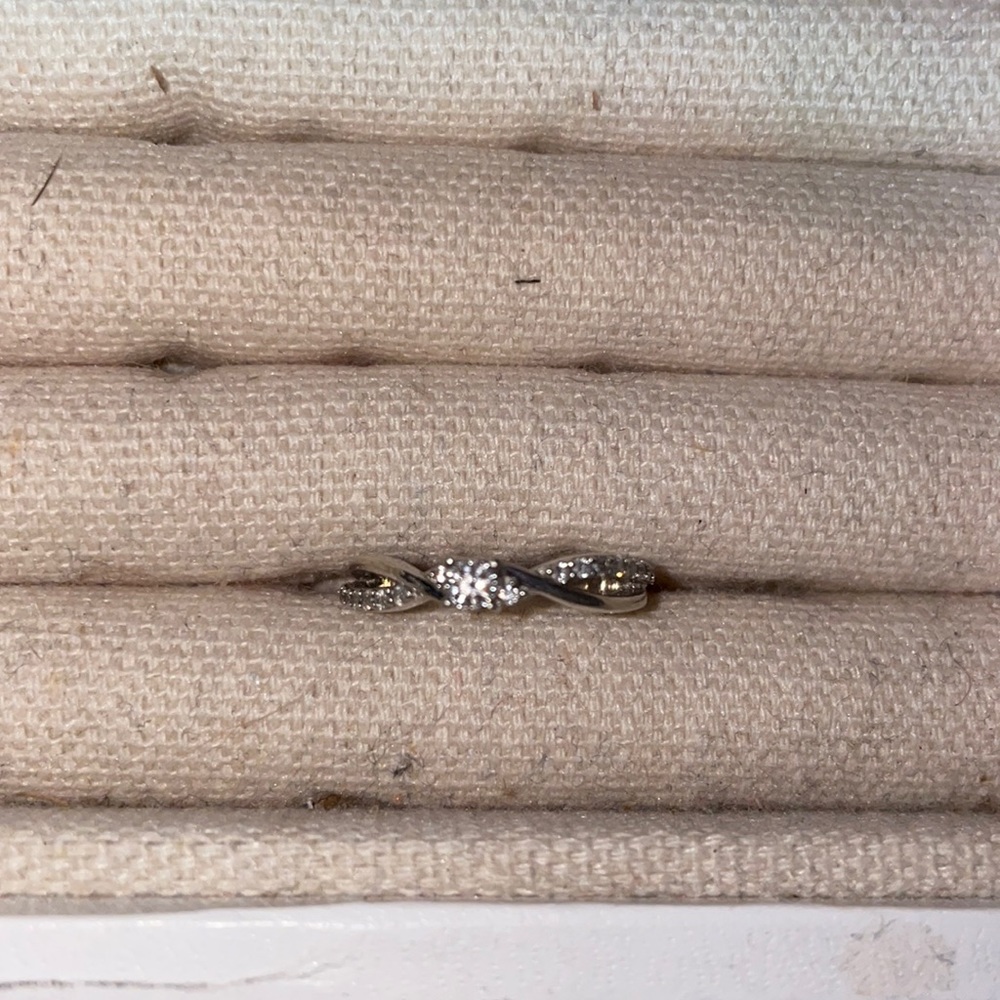 ***SOLD***14k White Gold Diamond Ring
